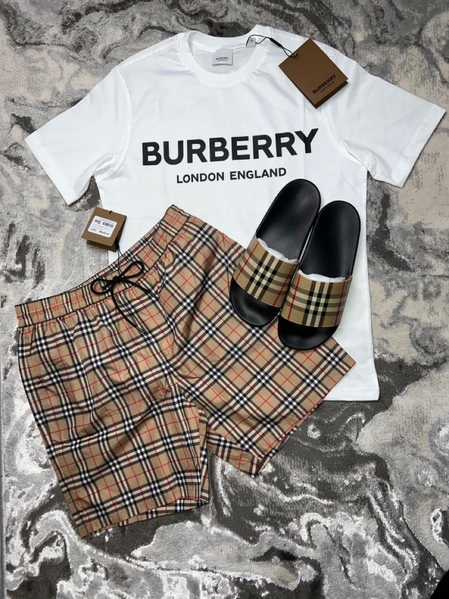 Burberry Short Set